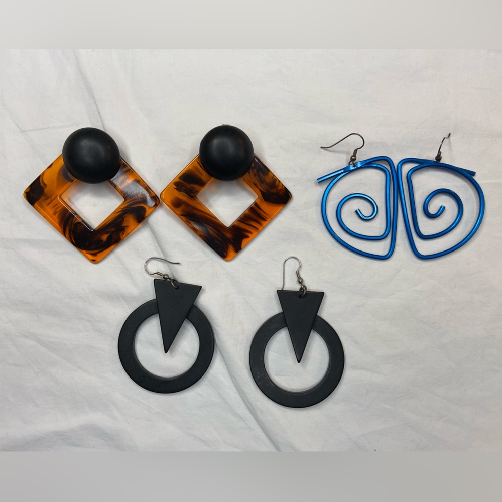 Earrings 3 pair of Vintage Geometric earrings wood metal‎ plastic 80’s